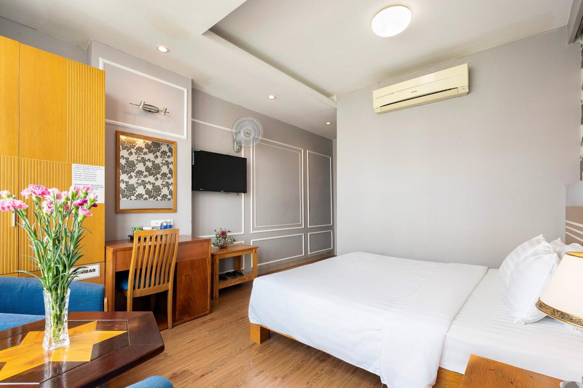 Lucky Star Hotel 266 De Tham Хошимин Екстериор снимка
